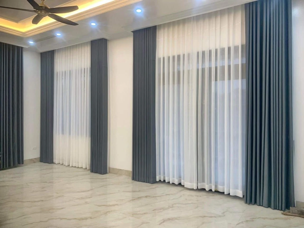 Góc nhìn khác của Rèm vải hiện đại